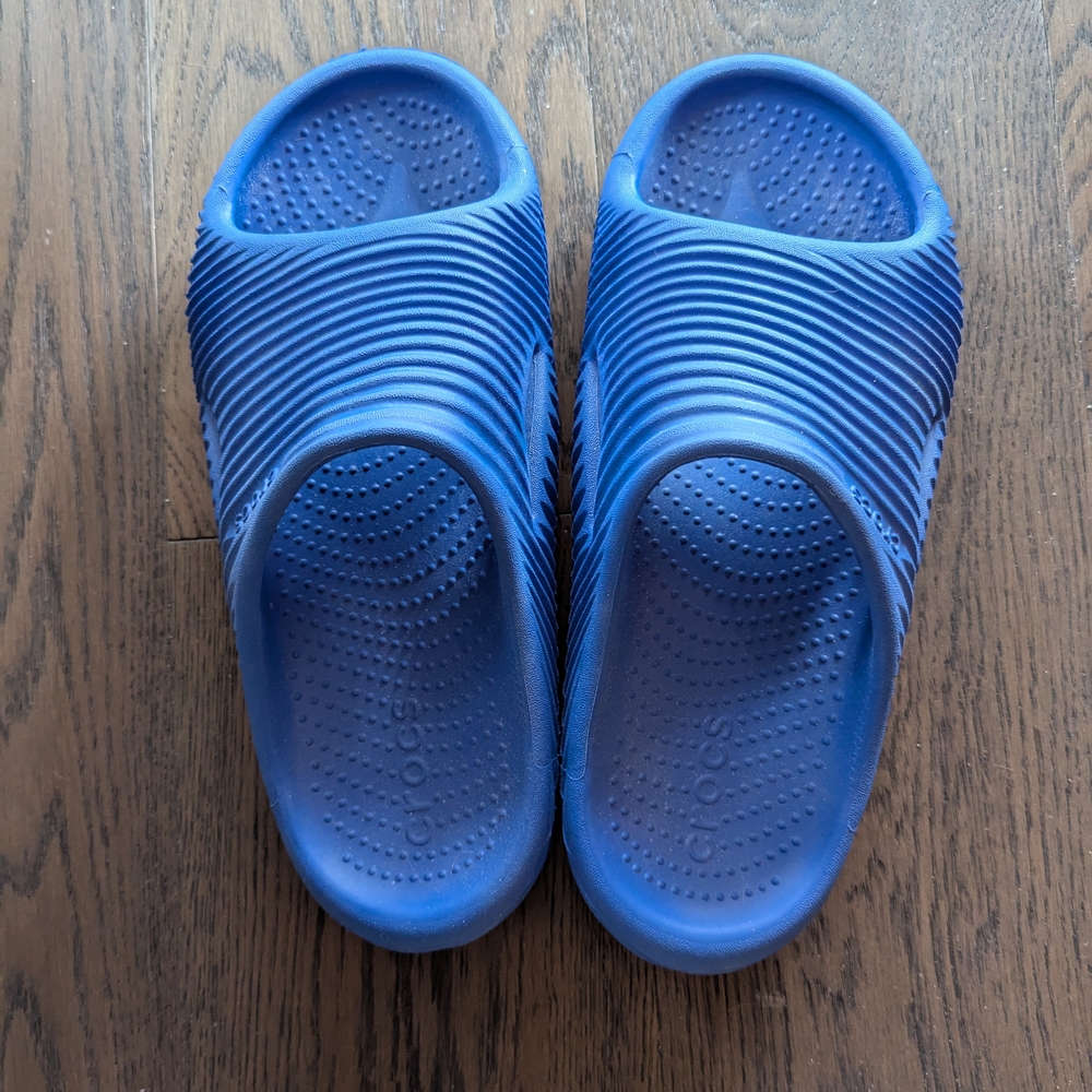 CROCS  Vibrant Blue Slide Sandals